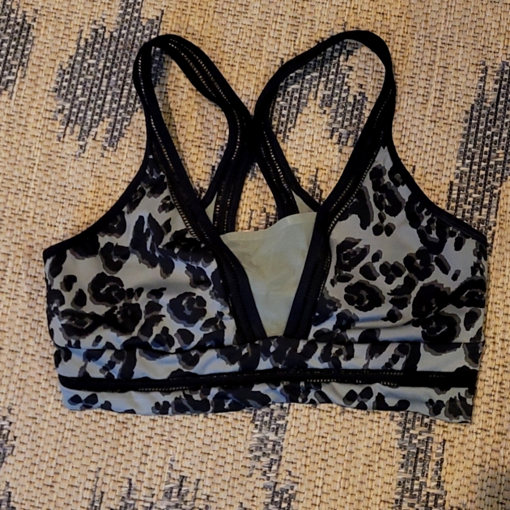 Victoria's secret sports bra